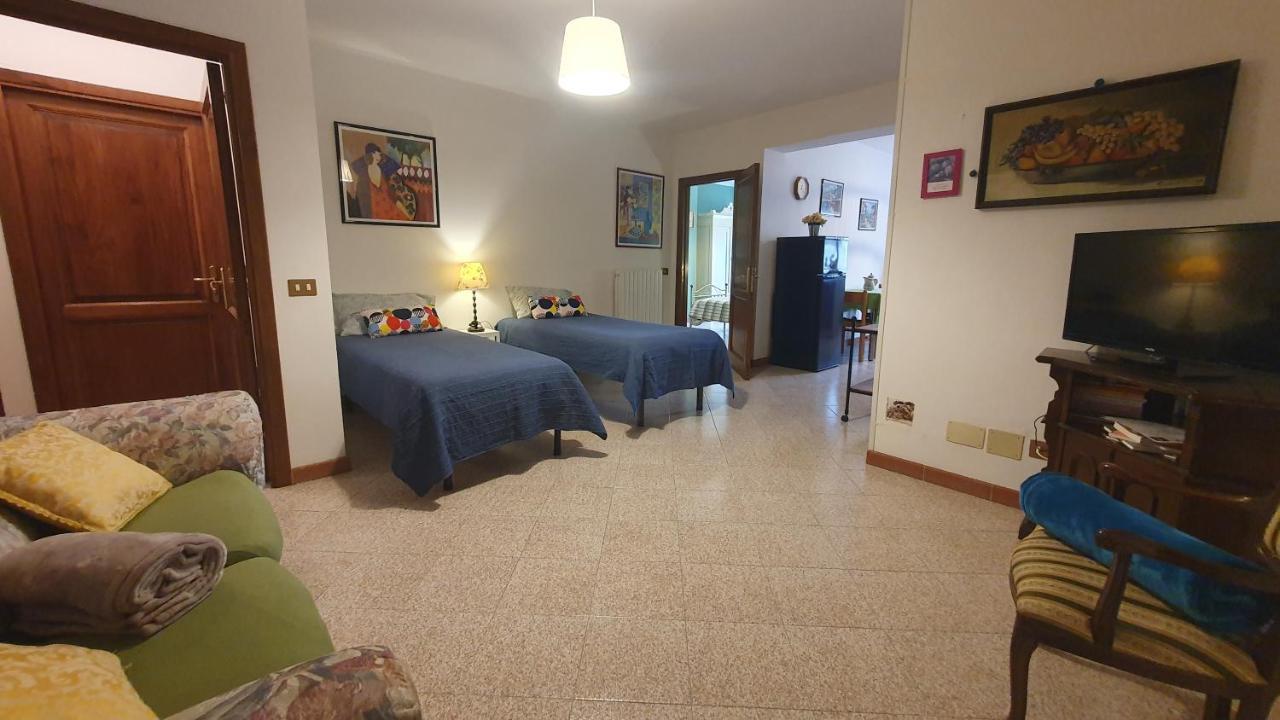 Le Casette Di Civitella La Casa Di Nonna Giulia Civitella Del Lago Buitenkant foto