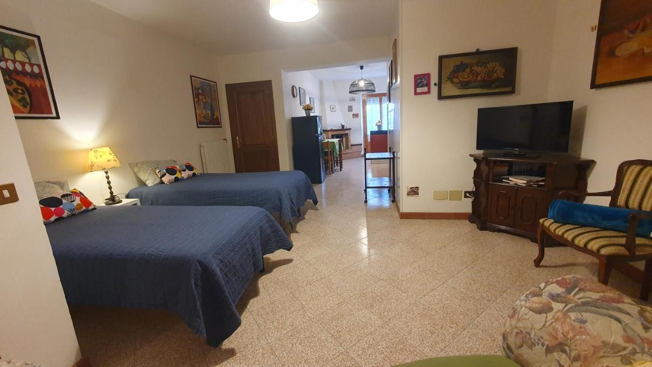 Le Casette Di Civitella La Casa Di Nonna Giulia Civitella Del Lago Buitenkant foto