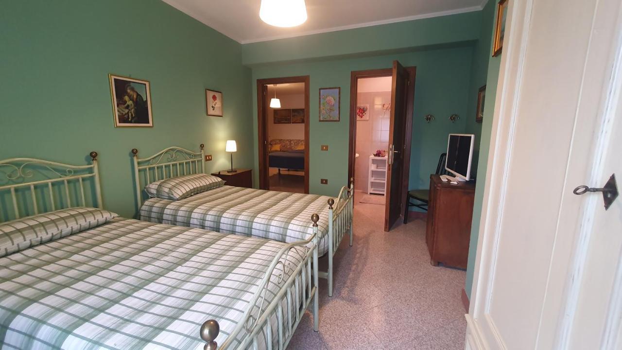 Le Casette Di Civitella La Casa Di Nonna Giulia Civitella Del Lago Buitenkant foto