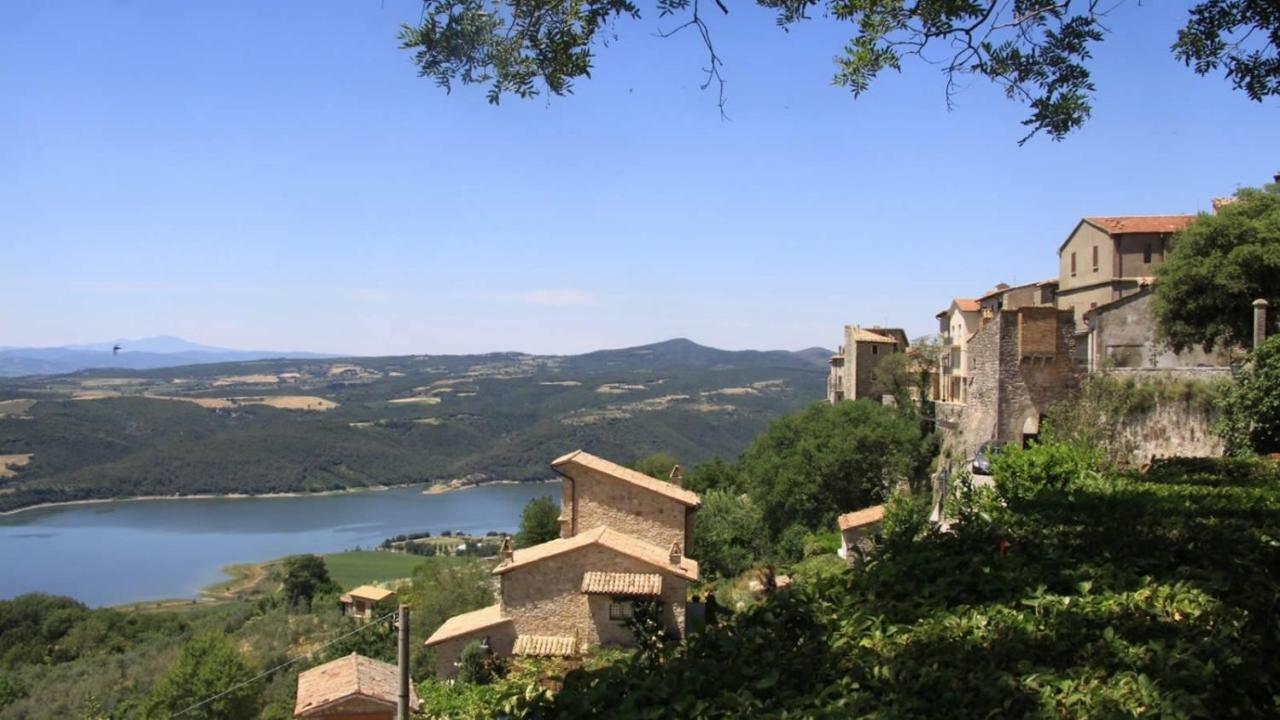 Le Casette Di Civitella La Casa Di Nonna Giulia Civitella Del Lago Buitenkant foto
